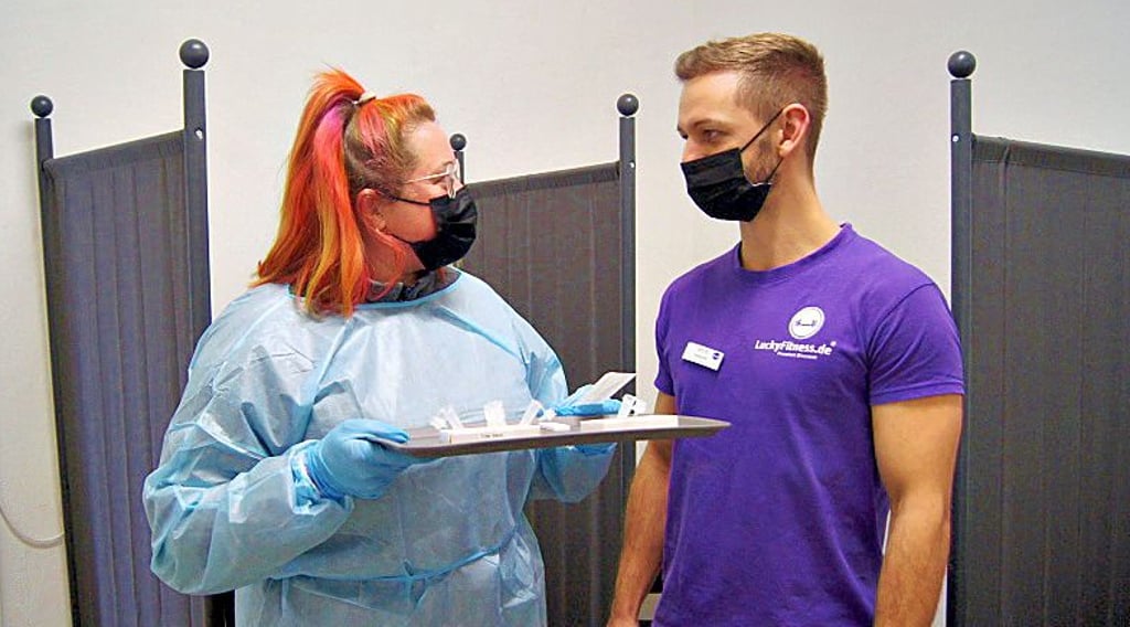 Benjamin Wendt kümmert sich ums Fitnessstudio und ums Testen.