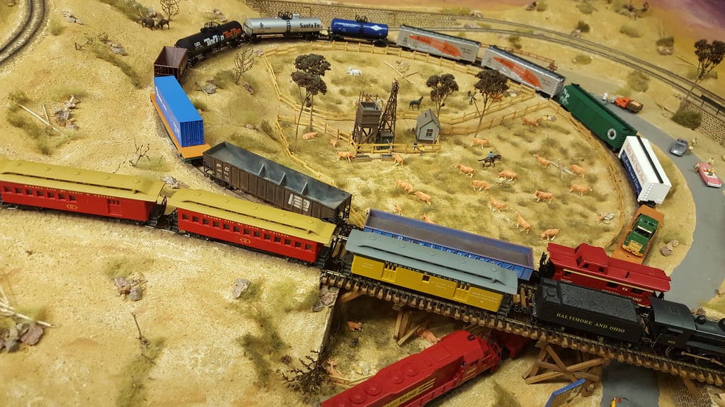 Der Merseburger Modellbahnclub (MMC) eröffnet am Samstag seine Weihnachtsausstellung in der Kliapassage.