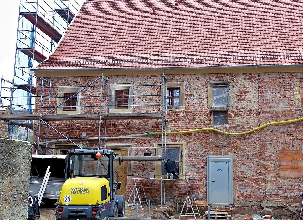 An der Knabenschule in Kemberg wird gebaut.