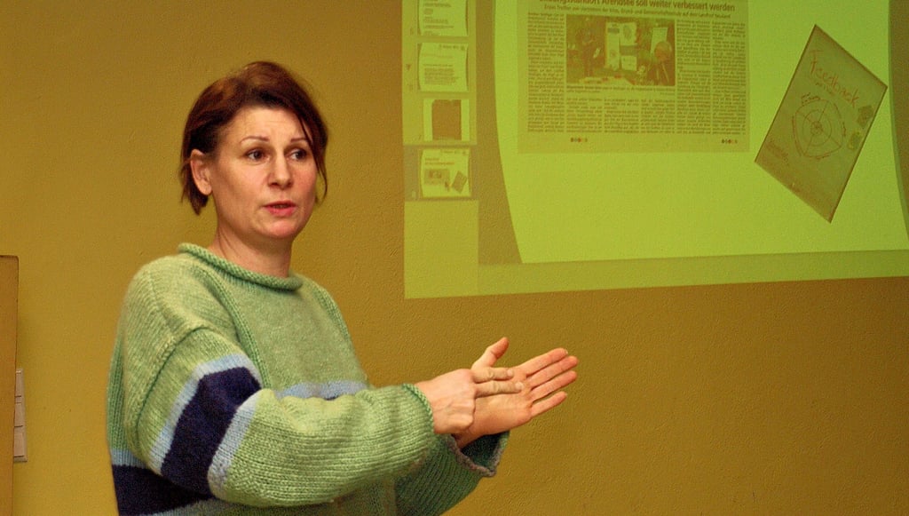 Nadja Lüttich vom Netzwerk „Stark vor Ort - gemeinsam für den Bilddungsstandort Arendsee" stellte das Konzept vor und warb um Kooperationspartner.