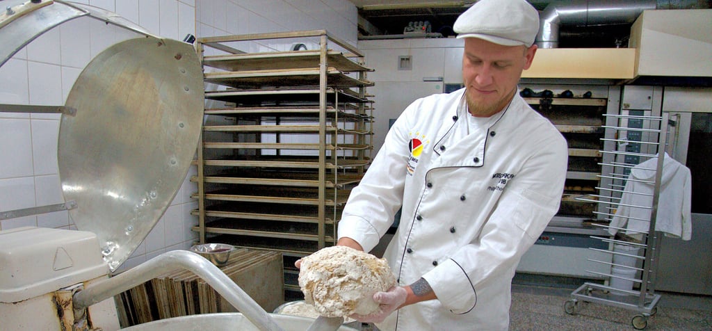 In der Jerichower Bäckerei Rode ist jetzt der neue Bäckermeister Philipp Rhodmann am Werk. Die Bäckerei gewann bei der Stollenprüfung die Goldmedaille.
