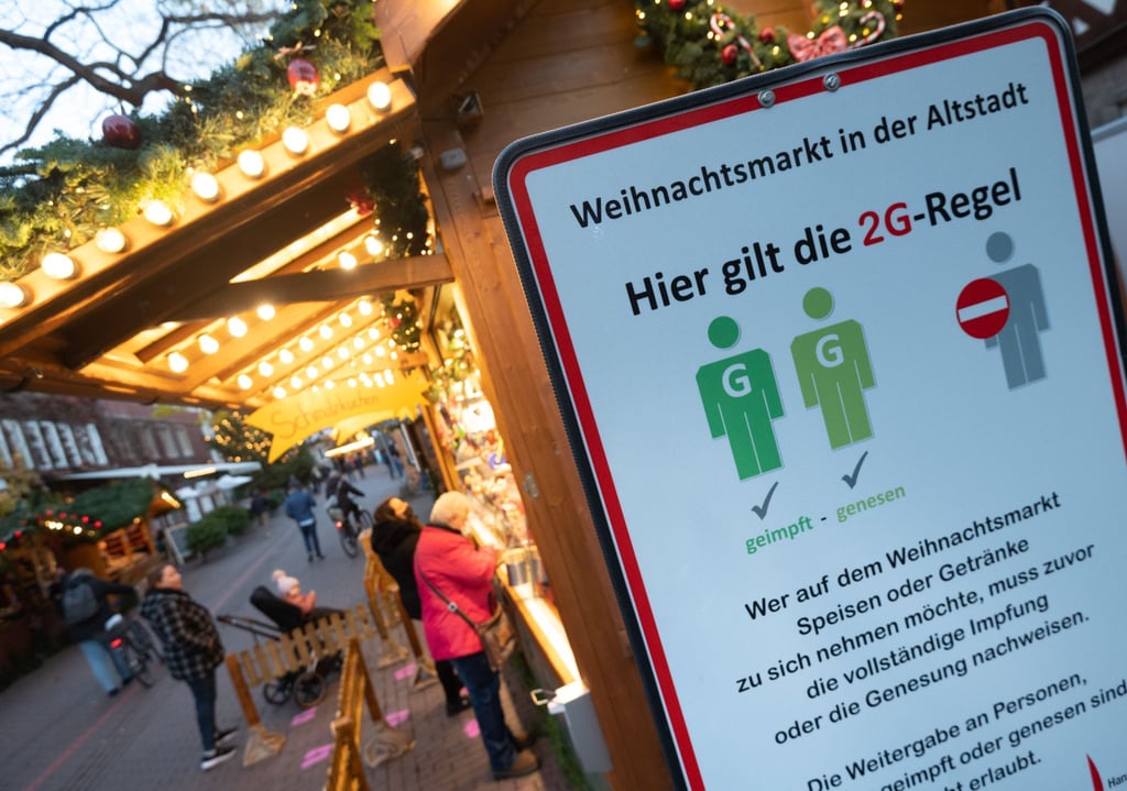 Auf dem Weihnachtsmarkt in der Altstadt von Hannover gilt 2G. Für Restaurants, die Kultur oder größere Veranstaltungen ist 2G in Niedersachsen jedoch nur eine Option.