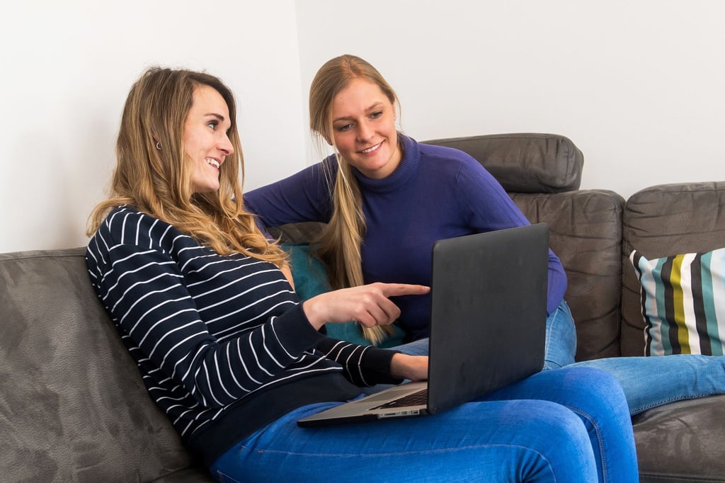 Während der jährlichen Online-Rabattschlachten setzt man laut Verbraucherzentralen lieber auf etablierte Zahlungsmittel.