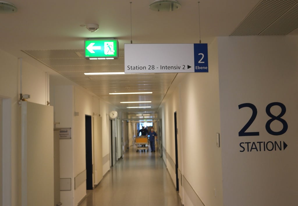 Auch am Städtischen Klinikum Dessau werden die Intensivbetten knapp.