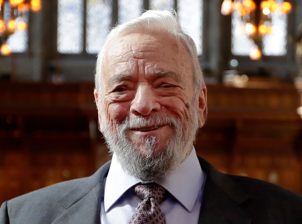 Der Komponist und Texter Stephen Sondheim posiert nach der Verleihung der „Freedom of the City of London“. (Archivbild)