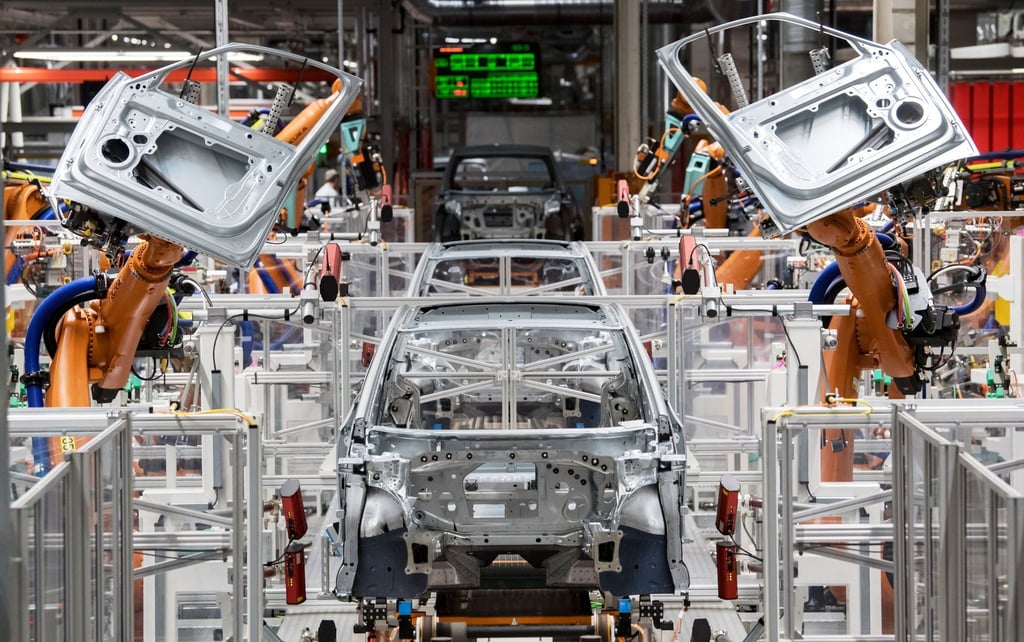 Aufgrund des Chipmangels wurden im November weniger Autos als im November des Vorjahres neu zugelassen.