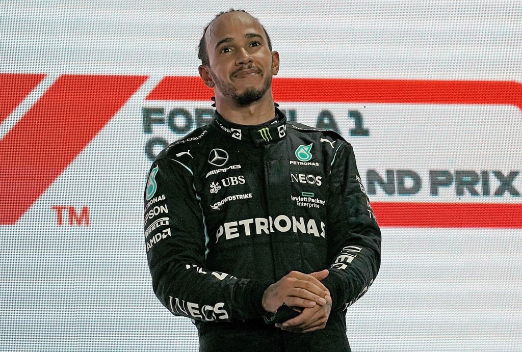Mercedes-Pilot Lewis Hamilton ist mit seinen Leistungen zufrieden.