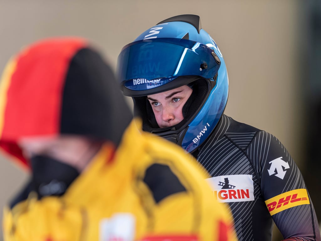 Kim Kalicki blieb bei ihrem Sturz im Eiskanal von Altenburg unverletzt.
