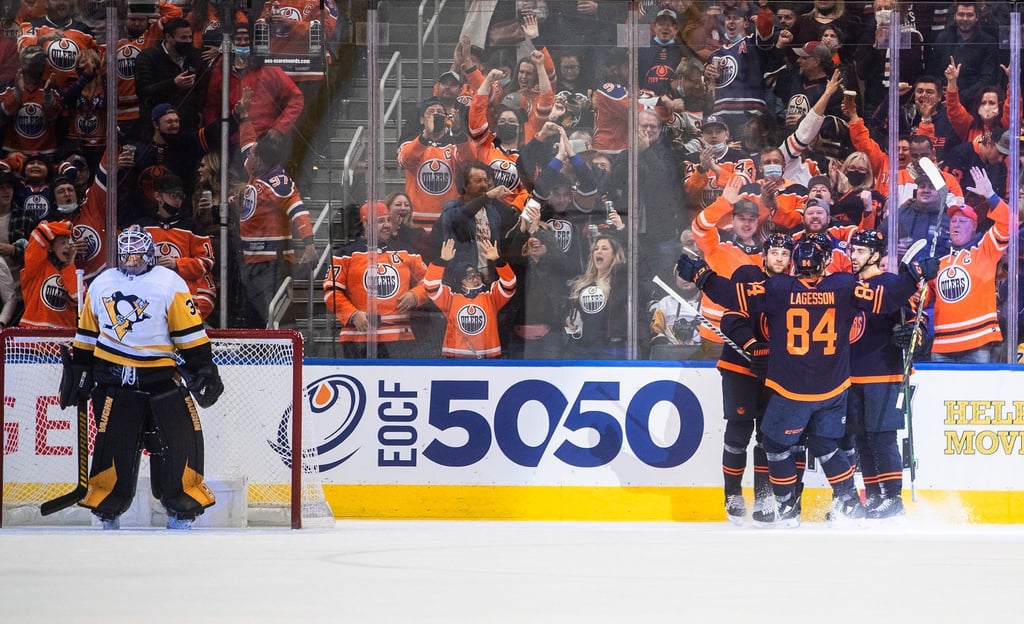 Die Edmonton Oilers durften sich über den Sieg gegen die Pittsburgh Penguins freuen.