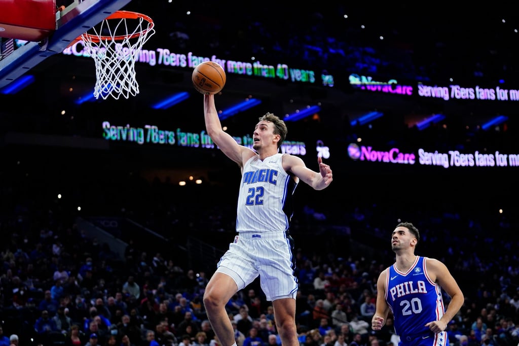 Konnte die Orlando Magic trotz 27 Punkten nicht vor einer Niederlage bewahren: Franz Wagner (l).