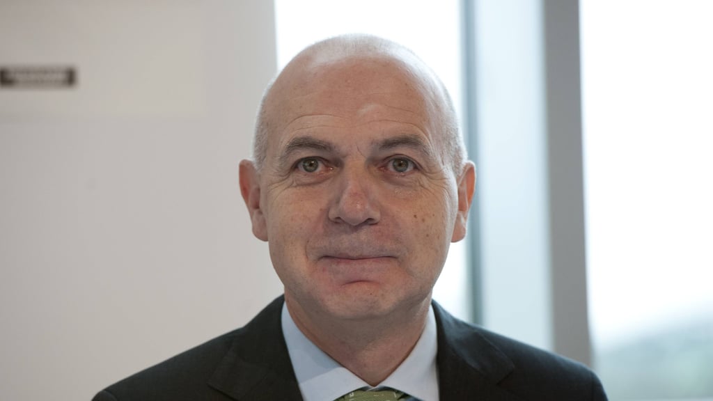 Bernd Neuendorf hat keine klassische Funktionärs-Karriere im Fußball durchlaufen.