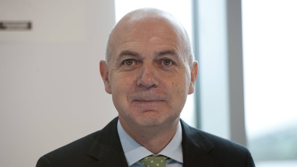 Bernd Neuendorf hat keine klassische Funktionärs-Karriere im Fußball durchlaufen.