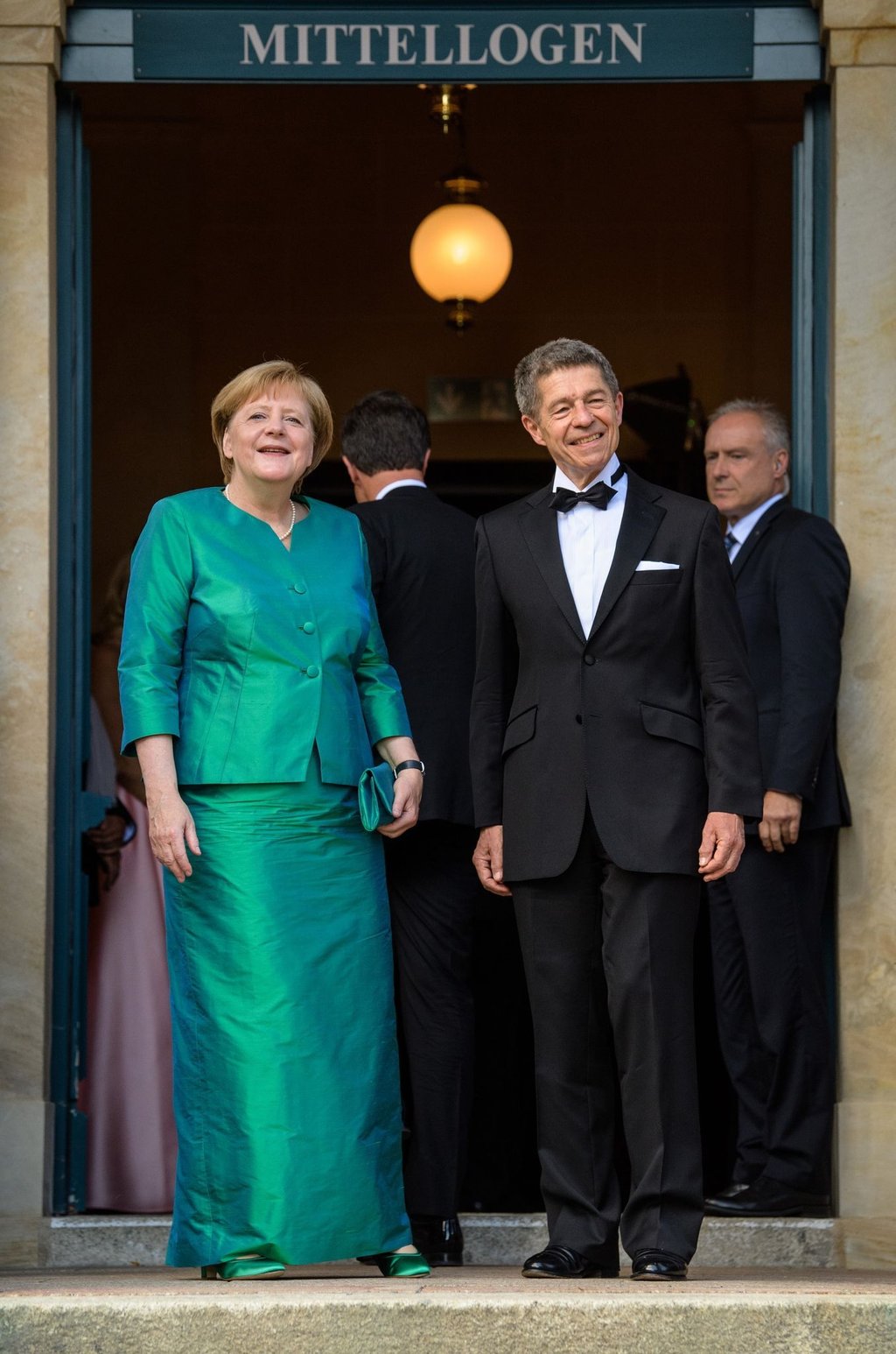 Angela Merkel mit ihrem Mann Joachim Sauer bei einer Premiere in Bayreuth.