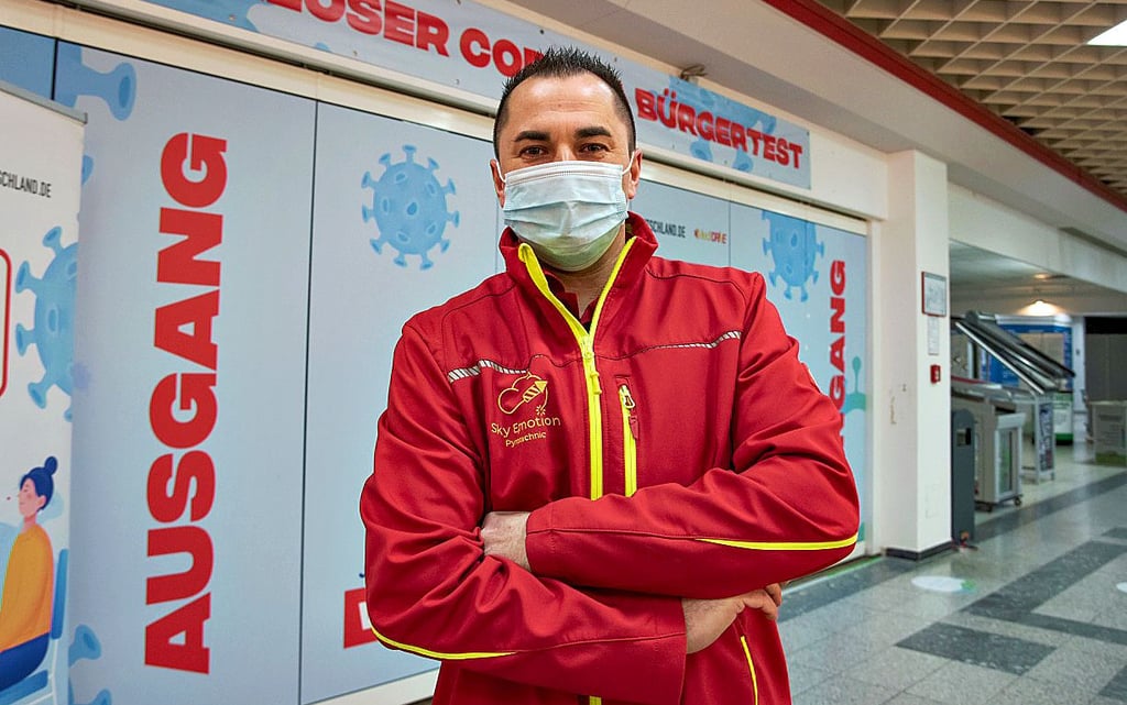 Christian Rosenberg darf zu Silvester keine Böller verkaufen.