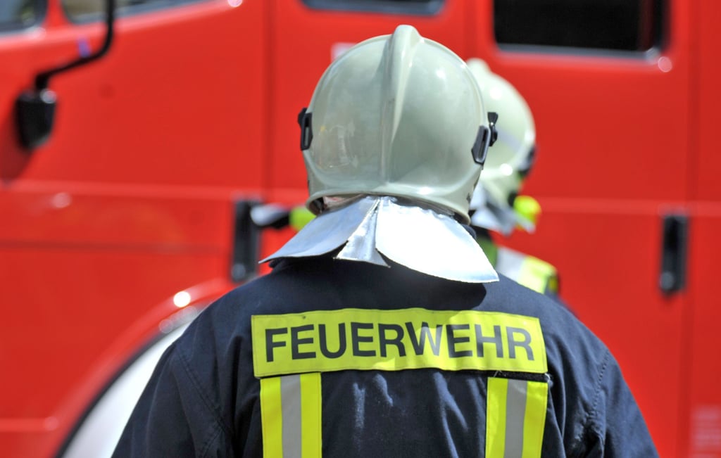 Symbolbild: Die Feuerwehr rückte Mittwoch in die Friedensstraße von Zeitz aus.