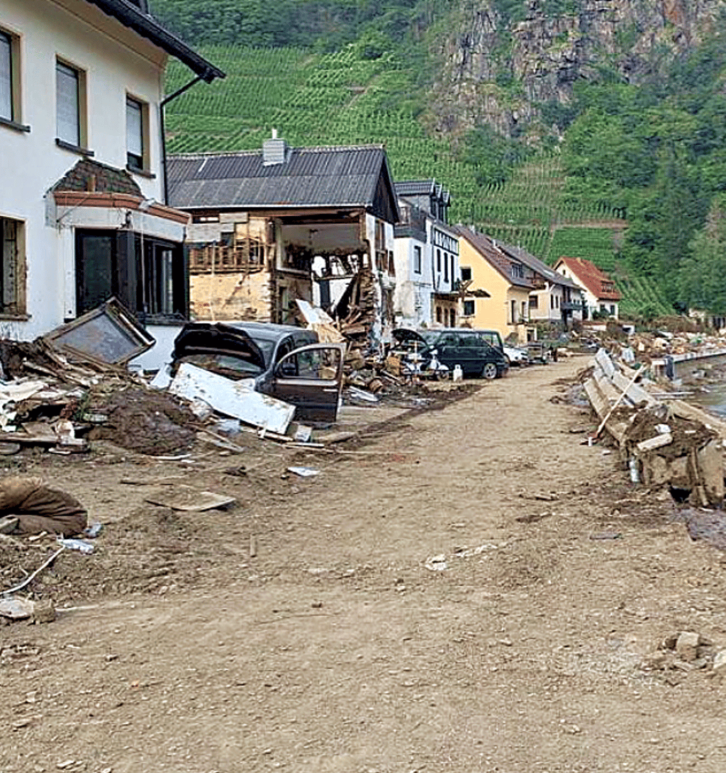 Mayschoß nach der Flut