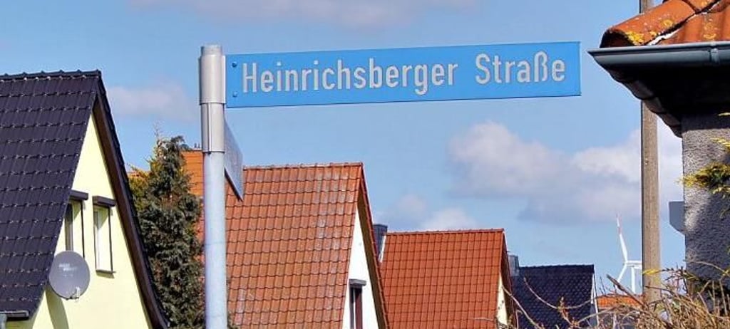 Diese Heinrichsberger Straße heißt bald Alte Heinrichsberger Straße.