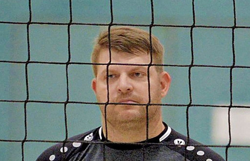 Spielertrainer Lucien Braune hat einige Sorgen auf der Außenposition für Sonntag.