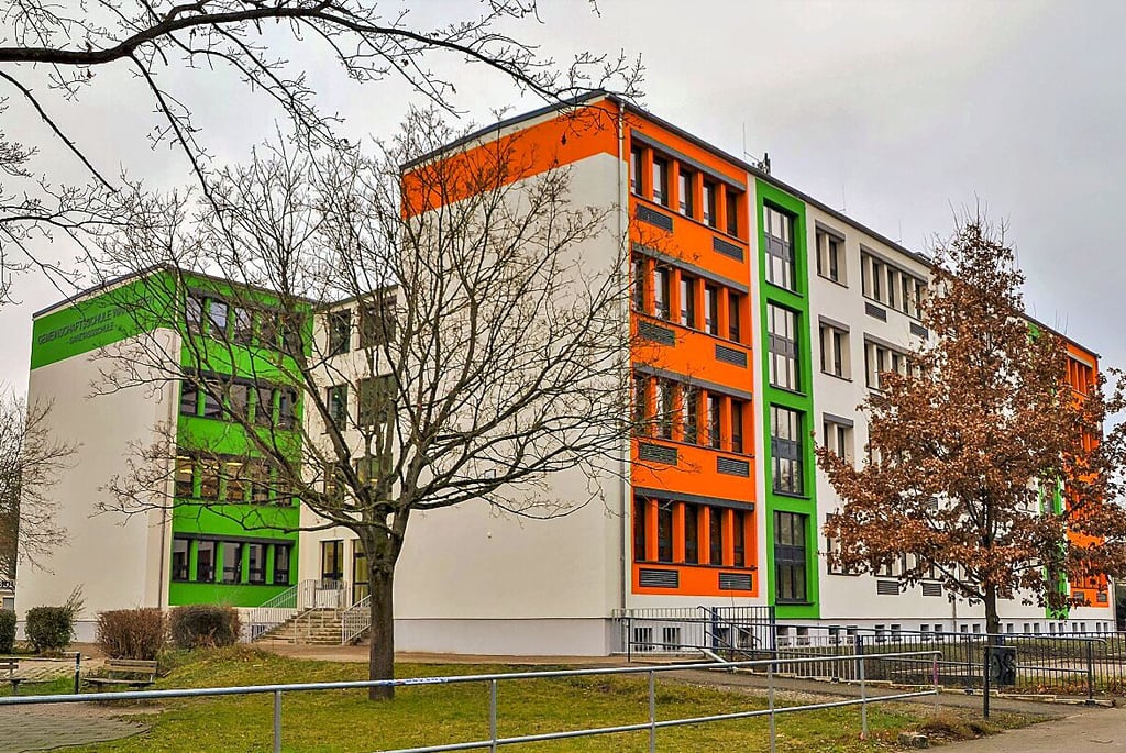 Der Landkreis Börde hat über die hohen Diebstahlsschäden bei Neubau der Gesamtschule in Wanzleben berichtet.