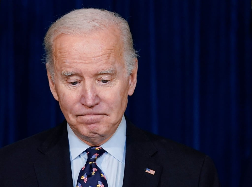 Joe Biden, Präsident der USA, spricht im Chase Center in Wilmington, Delaware, über die schweren Unwetter, die mindestens fünf Bundesstaaten heimgesucht und große Verwüstungen hinterlassen haben.