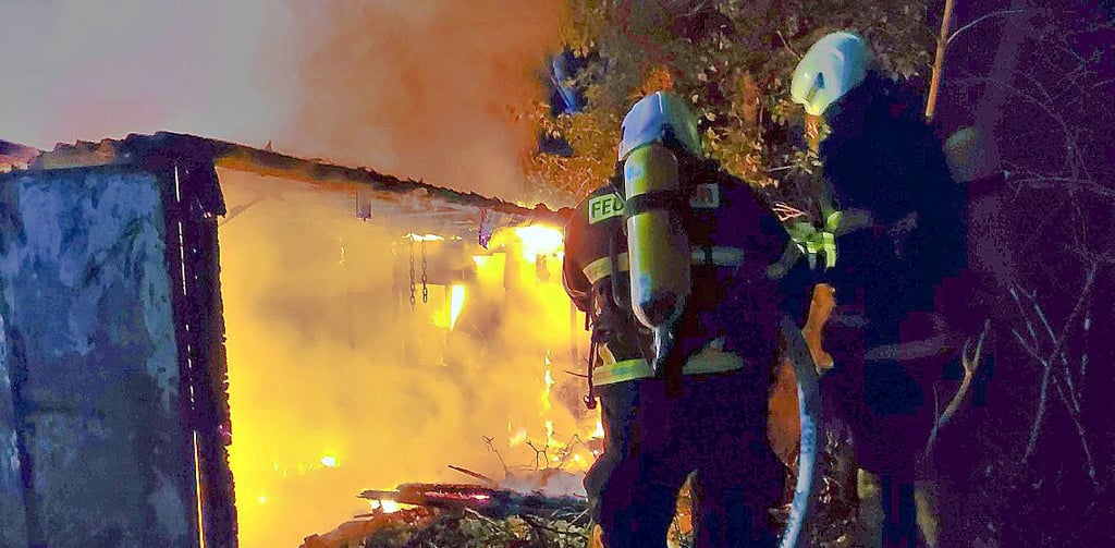 Garagenbrand im Eisleber Ortsteil Helfta