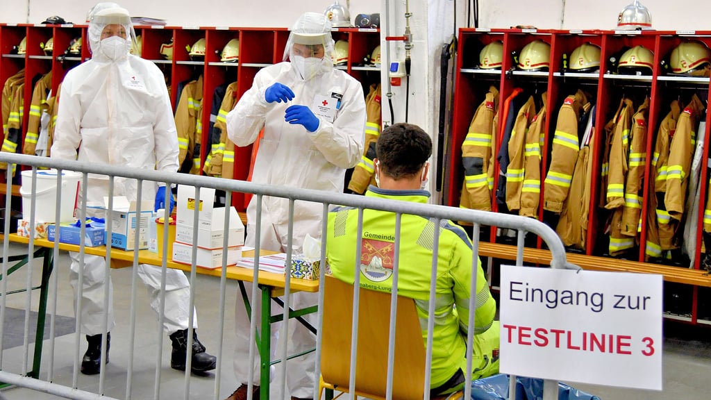Vor dem EInsatz zum Schnelltest? In der Einheitsgemeinde Klötze wird das so gehandhabt. Doch Klötze scheint eine Ausnahme.
