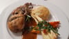 Rezepttipp von Lutz Koglin aus Blankenburg, der ein Restaurant in Halberstadt betreibt: gefüllte Wachtel mit Ofengemüse und Kartoffelgratin.  