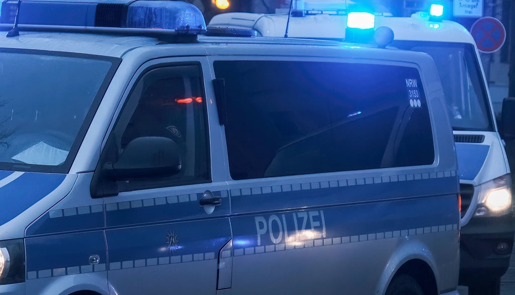 Die Polizei erwischte am Samstagabend in Willerode (Mansfeld-Südharz) einen Autofahrer am Steuer seines PKW ohne Führerschein.