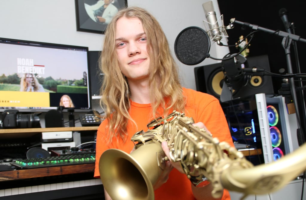 Mit dem Saxophon hat alles begonnen. Jetzt arbeitet der 17-Jährige aus Farsleben an seinem zweiten Album.