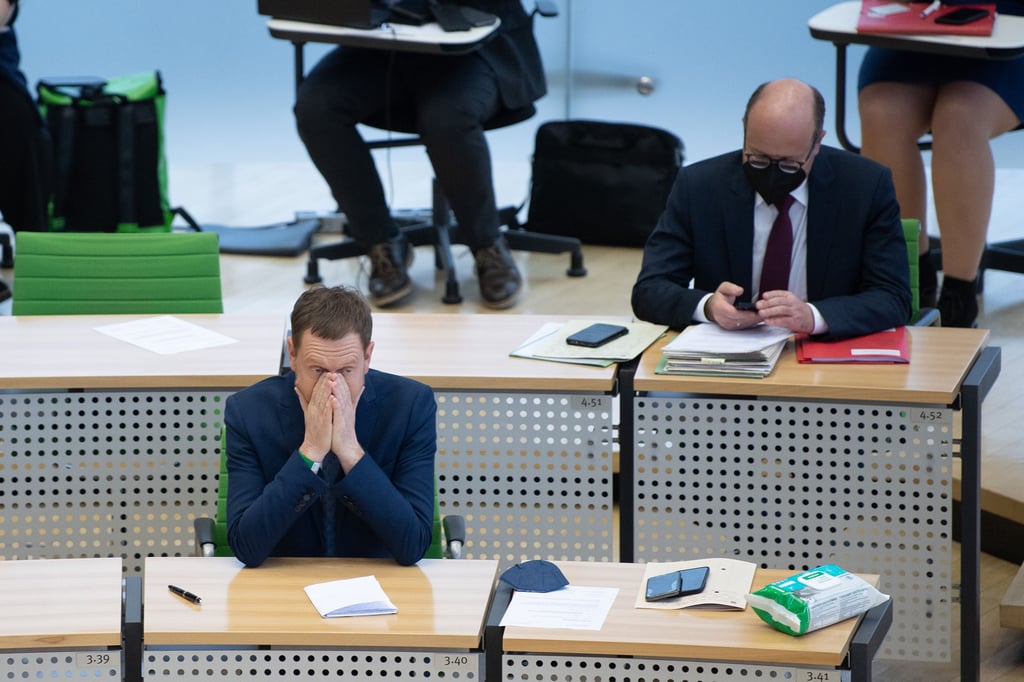 Sachsens Ministerpräsident Michael Kretschmer (CDU) muss derweil nahezu täglich erleben, wie die Corona-Regeln seiner Regierung ignoriert werden.
