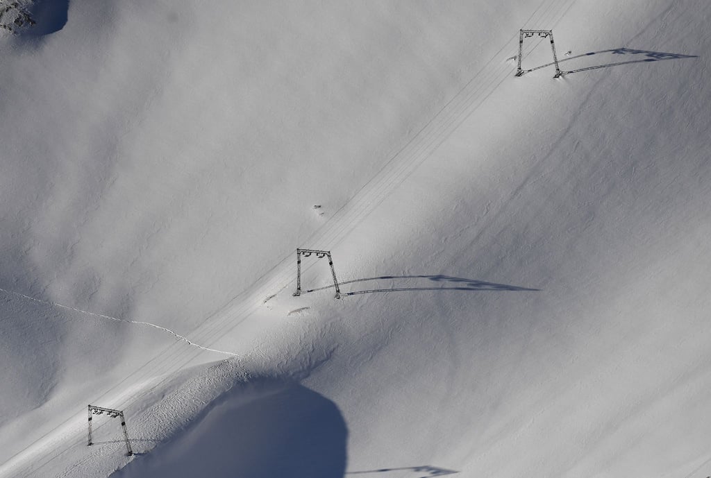 Skifahrer in Bayern brauchen nun keinen zusätzlichen Corona-Test. Sie müssen aber geimpft oder genesen sein.