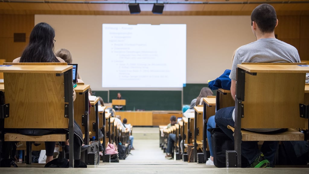 Sachsen-Anhalt steht bei der Ausbildung von Lehrkräften vor Problemen.