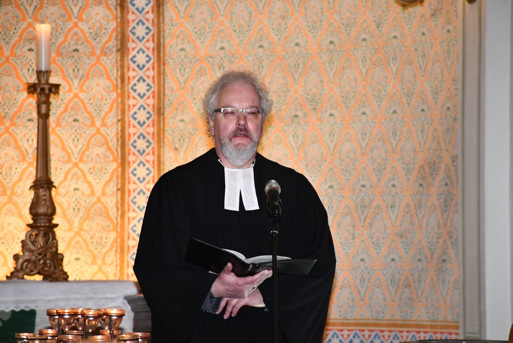 Arendsees Evangelischer Pfarrer Martin Goebel bei einer Predigt in der Johanniskirche.