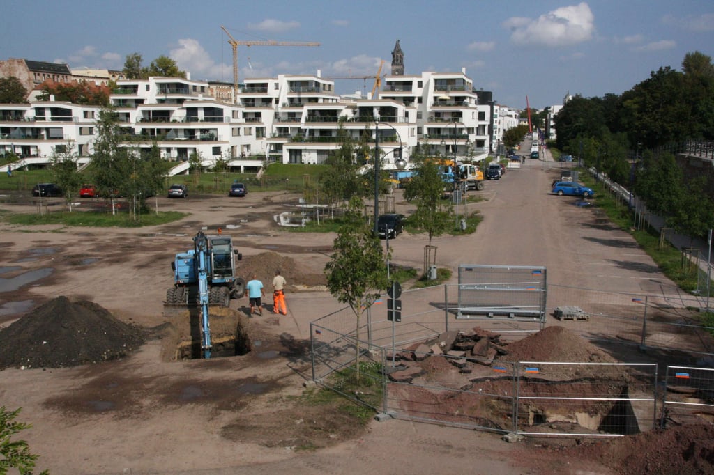 Im Jahr 2014 war der Parkplatz am Elbbahnhof in Magdeburg gebaut worden.
