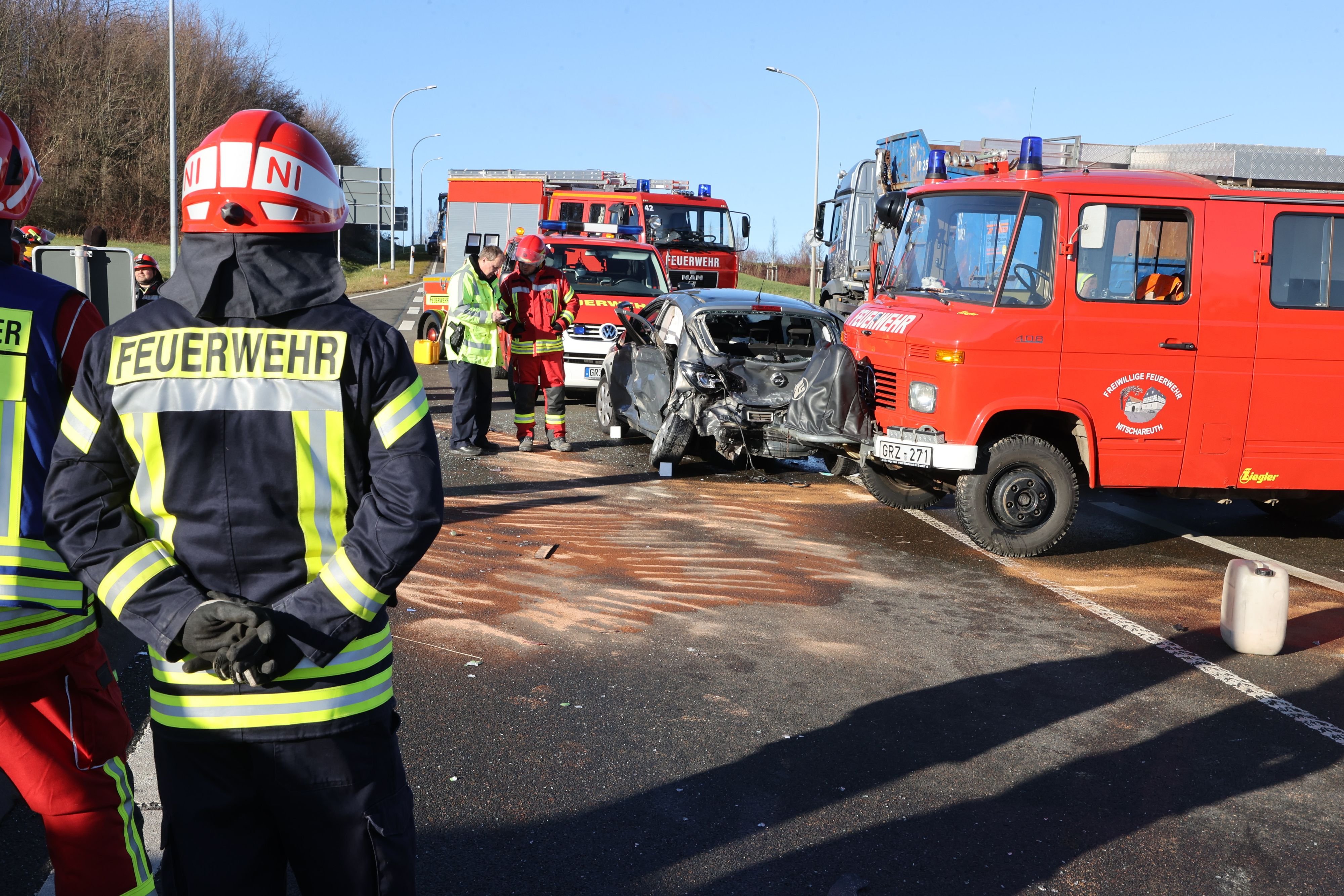 43-jährige Frau Stirbt Nach Unfall Auf B92 Bei Greiz