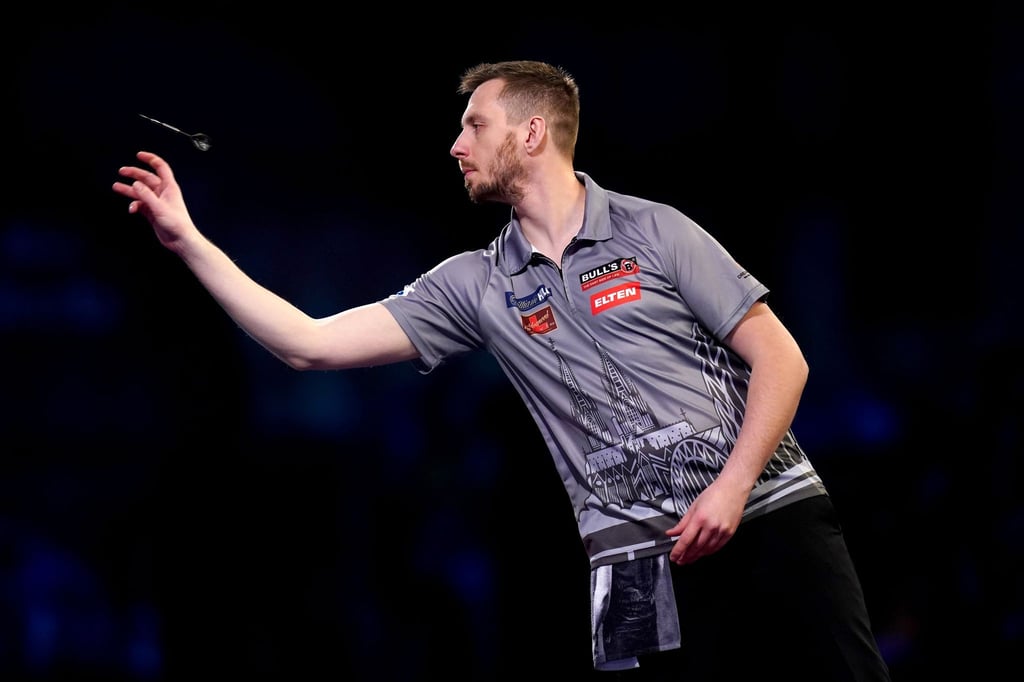 Florian Hempel setzte sich im deutschen Duell mit Martin Schindler mit 3:0 durch.