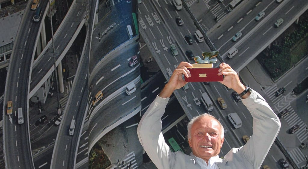Richard Rogers hat 2006 in Venedig den Goldenen Löwen für sein Lebenswerk bekommen.