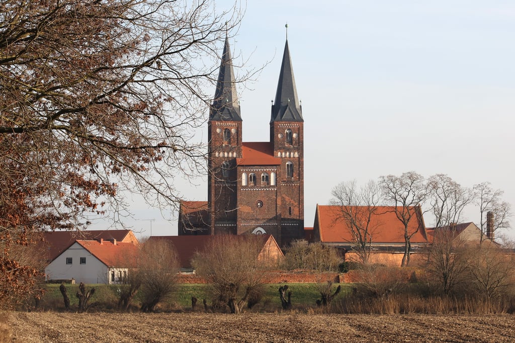 Blick auf das Kloster Jerichow, dass ab 2022 zur Kulturstiftung Sachsen-anhalt gehört.