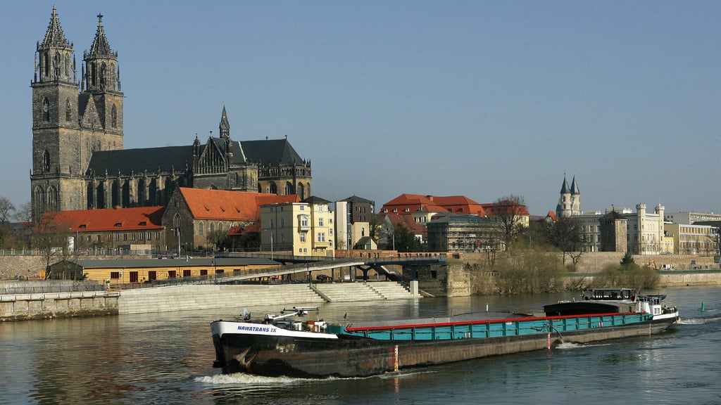Blick auf Magdeburg: Sachsen-Anhalt und der Bund fördern den Städtebau im Land im aktuellen Jahr mit rund 91 Millionen Euro.