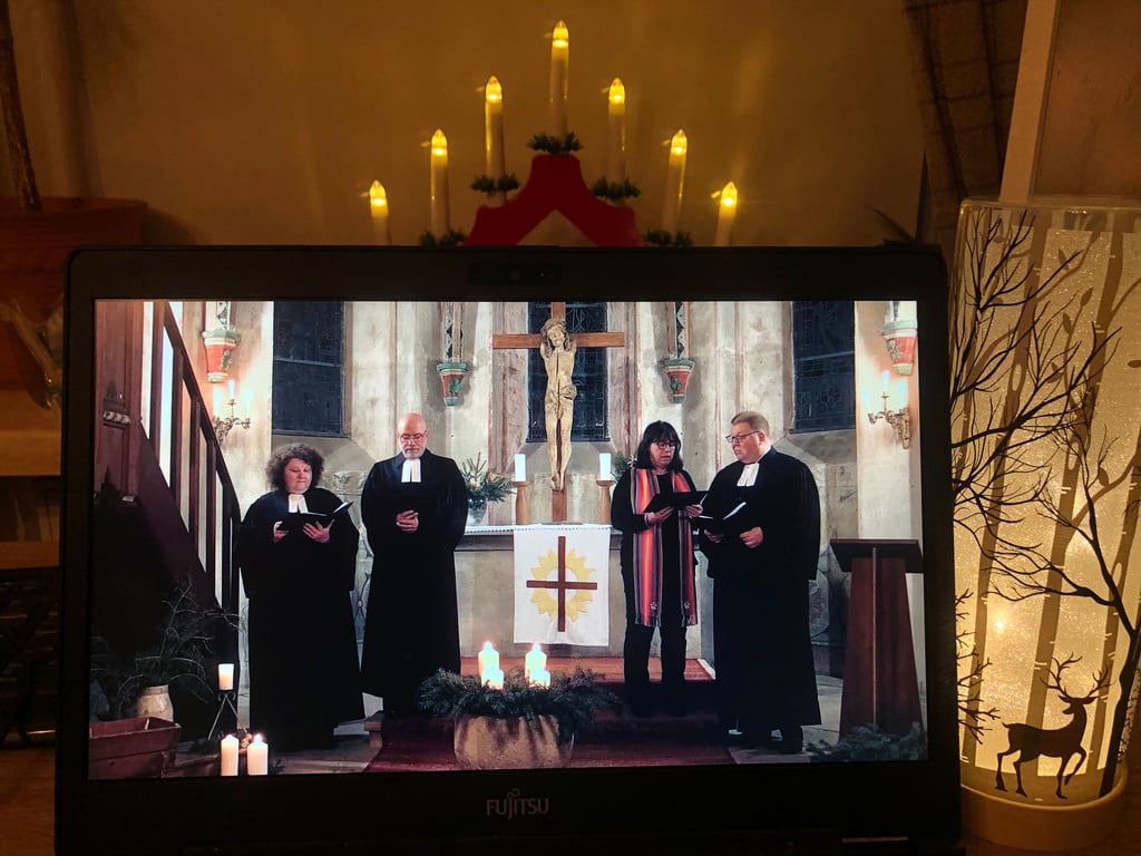 Als Online-Angebot gab es den Gottesdienst mit ord. Gemeindepädagogin Andrea Lippold-Horejsek, Pfarrer Werner Köppen, Gemeindepädagogin Beate Jagusch und Pfarrer Christoph Roßdeutscher (von links) aus der St. Wolfsgangskirche Kretzschau.