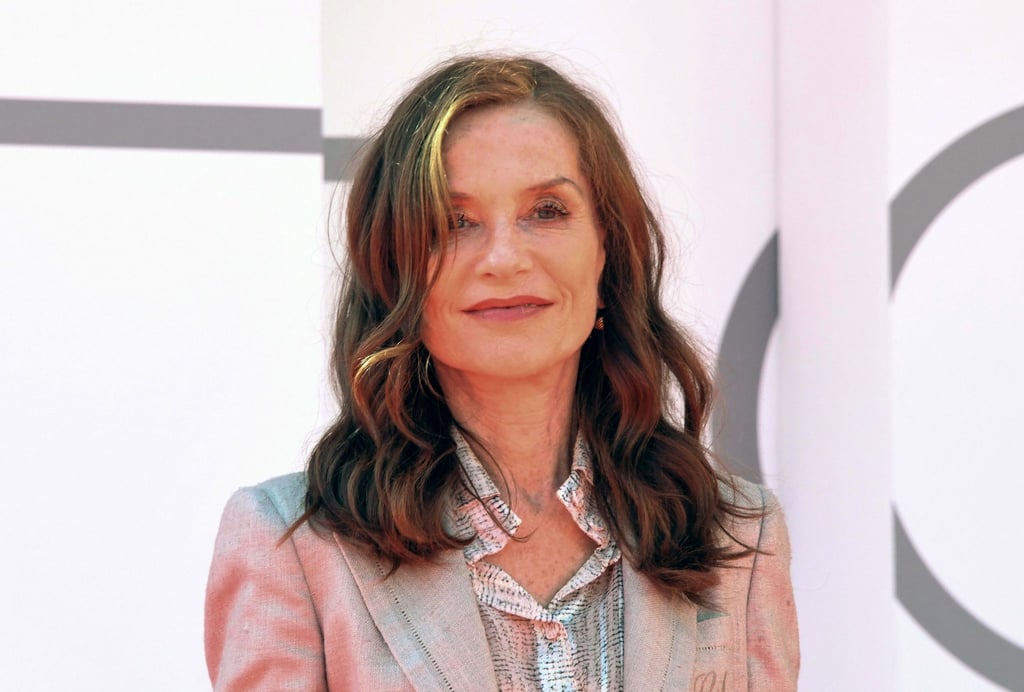 Auf der Berlinale 2022 wird unter anderem der neue Film mit der französischen Schauspielerin Schauspielerin Isabelle Huppert gezeigt.