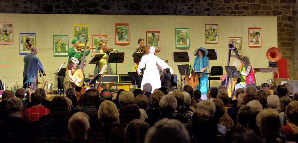 Das Telemannische Collegium Michaelstein und Solisten laden am Silvestertag zu drei „Theatralischen Musenfesten“ ins Kloster Michaelstein ein.