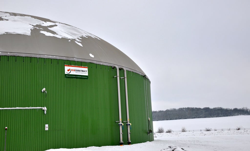 In dem Silo der Biogasanlage wird die Biomasse gelagert und anschließend fermentiert. Die Pläne für eine Erweiterung sind allerdings umstritten. Das zeigte auch die letzte Sitzung des Gemeinderates.