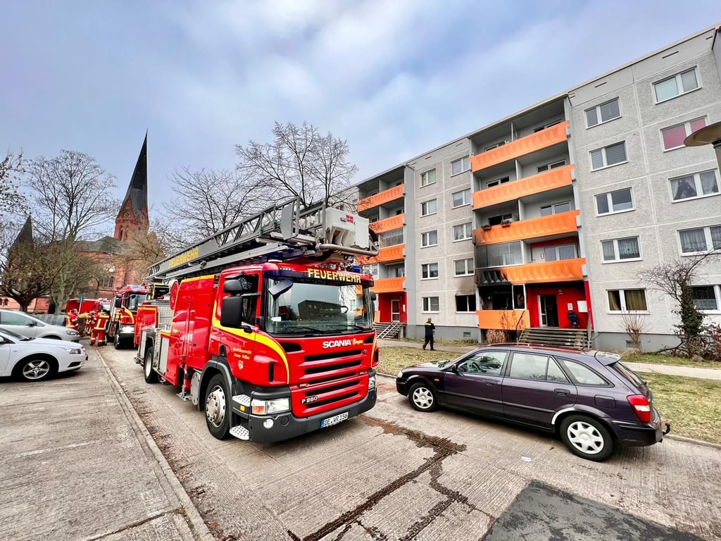 Blick auf den betroffenen Wohnblock.