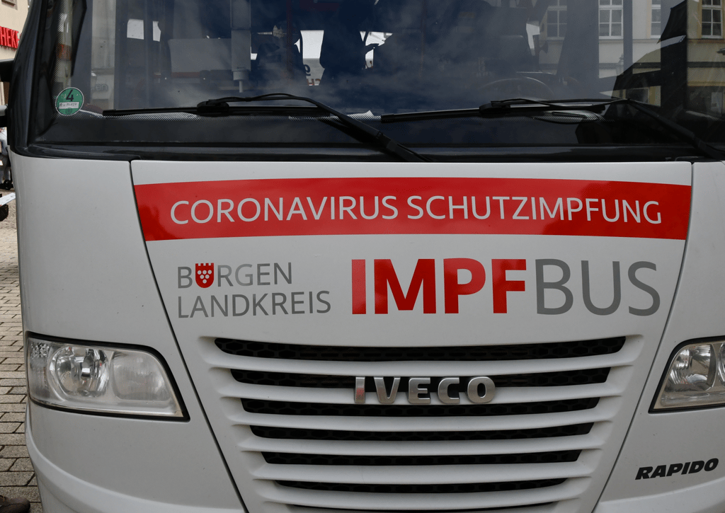 Bis 30. Dezember ist der Impfbus des Burgenlandkreises noch unterwegs, dann legt er einen Wartungsstopp ein.