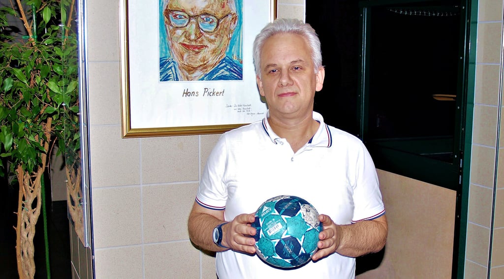 Die Hans-Pickert-Halle in Oebisfelde ist für den Griechen Spiro Trikaliotis inzwischen zu einem zweiten Zuhause geworden.