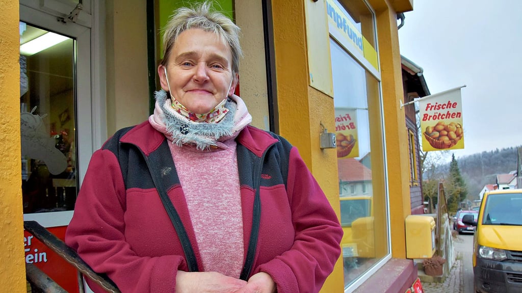Birgit Zehnpfund betreibt seit 30 Jahren das Geschäft an der Langen Straße in Stiege. Zum Jahresende verabschiedet sie sich von den Kunden.