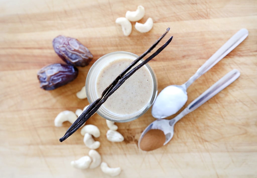 Wer sich einen leckeren Smoothie mit viel Vanillearoma gönnen will, sollte zur Vanilleschote greifen, rät Stiftung Warentest.