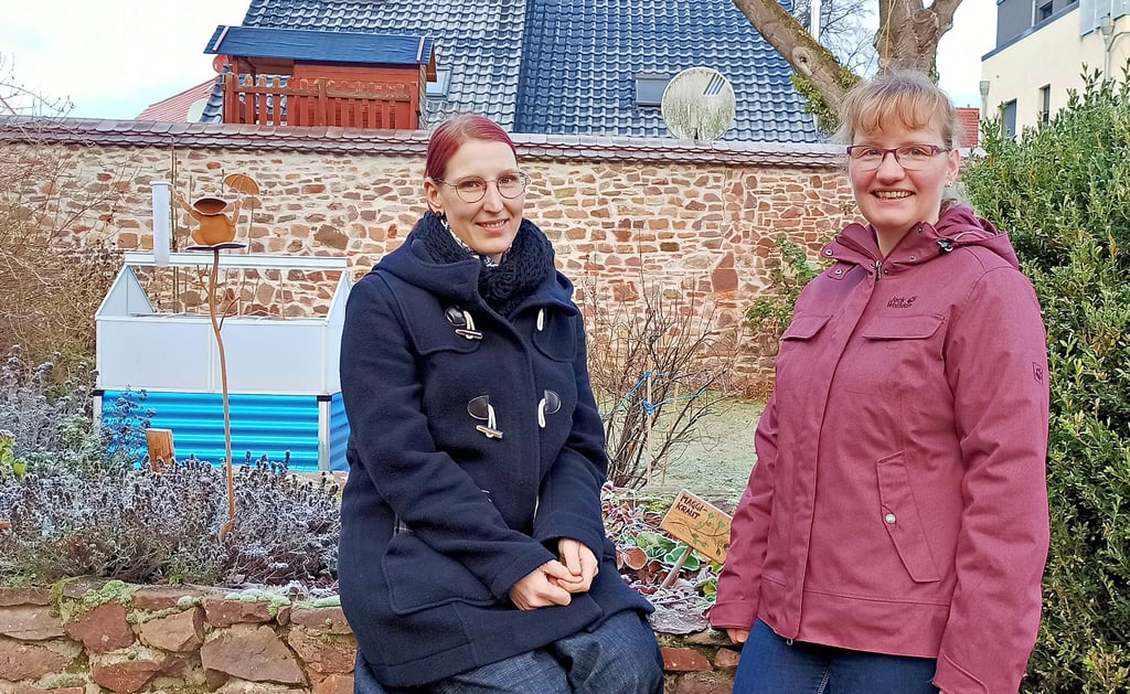 Jeannette Böhm und Diana Bamme-Kraushaar leiten die Alzheimer Gesellschaft Sachsen-Anhalt als Beratungsstelle und organisieren auch eine Betreuungseinrichtung für Menschen mit Demenzerkrankungen. Pflegende Angehörige brauchen vor allem Geduld und Verständnis.