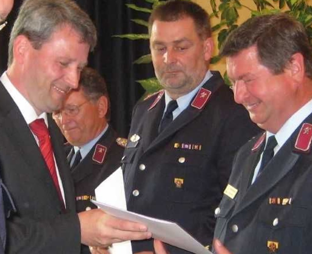 2008 bekam Walter Metscher die Ehrenurkunde des Landes Sachsen-Anhalt verliehen.